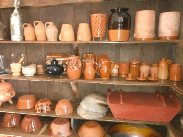 Dagget Redware Gif